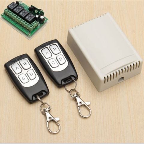 Công tắc điều khiển từ xa 12v 4 cổng (4 kênh) dùng điện 1 chiều 12v DC