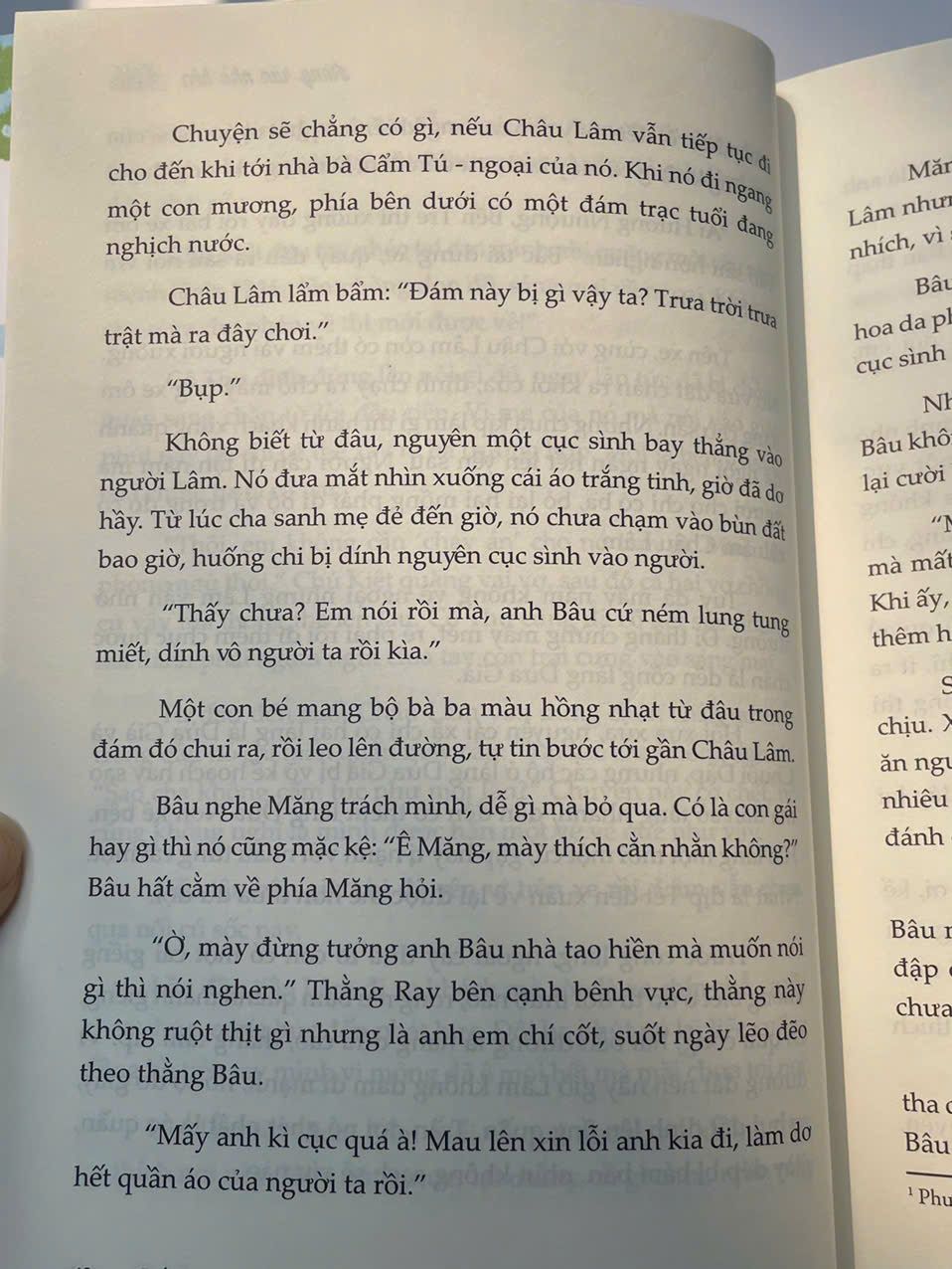  Sách - Hàng rào nhà bên - Nai Con - Bản phổ thông 