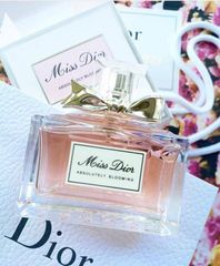 Nước hoa Dior Absolutely Blooming EDP