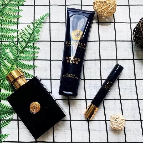 Versace Pour Homme Dylan Blue