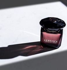 Versace Crystal Noir Eau de Toilette mini size