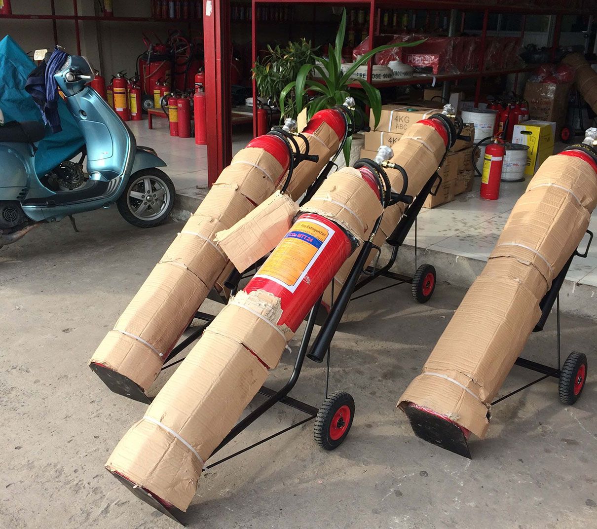 Bình chữa cháy 24kg C02 – MT24 (TQ)
