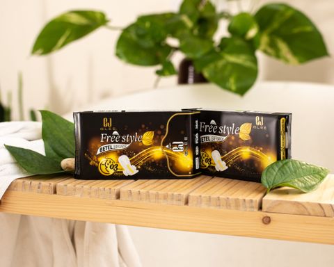 Băng vệ sinh Glee 3 miếng ban đêm hương Trầu không