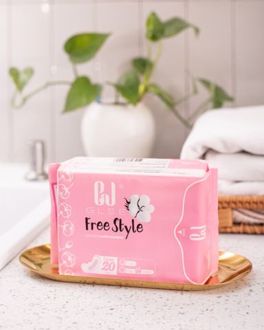Băng vệ sinh Free Style 20 miếng không mùi (10 ngày + 4 đêm + 6 hàng ngày)