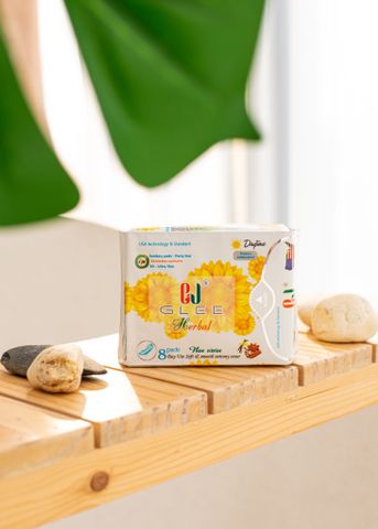 Băng vệ sinh Glee 8 miếng ban ngày - Thảo dược
