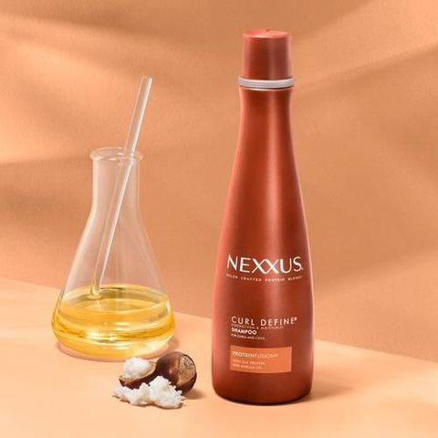 Dầu gội chuẩn salon Mỹ tại nhà cho tóc xoăn Nexxus SULFATE-FREE CURL DEFINE