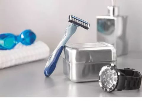 [Mỹ] Dao cạo râu cho Nam sẵn tinh chất lô hội và vitamin E cho da nhạy cảm BIC Flex 3 Sensitive Titanium - gói 3 chiếc