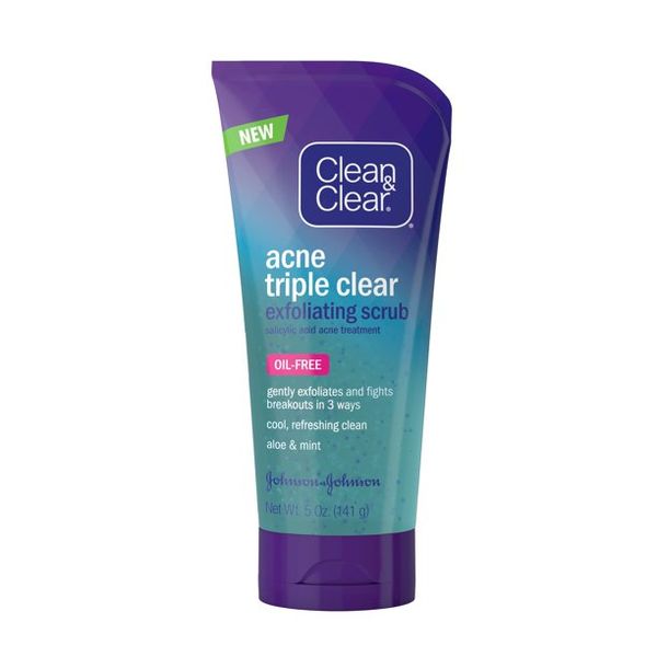 Kem rửa mặt kiểm soát mụn & tẩy tế bào chết Clean & Clear Acne Triple Clear