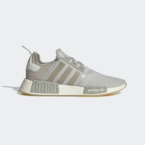 Size 39.5; 40, Giày thể thao Nam, Nữ Adidas NMD R1 [Auth]