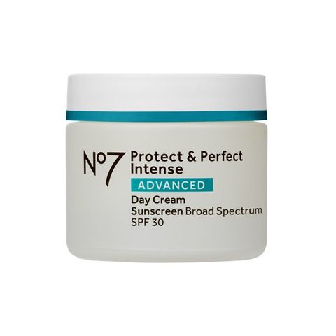 No7 - Kem & Serum dưỡng da - Protect & Perfect