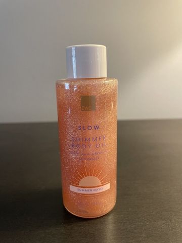 [Auth] Bộ sản phẩm dưỡng sáng da, tẩy tế bào chết ngăn ngừa lông mọc ngược cho các vùng bikini, nách, chân EWC