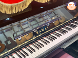 Piano cơ Kawai K20