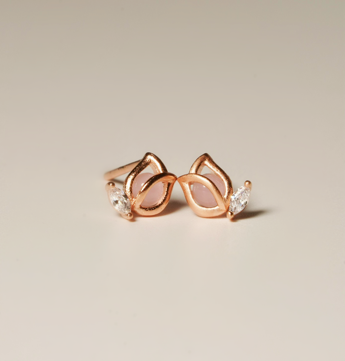 [ancafe-accessories] Hoa tai ER390K-092-VH