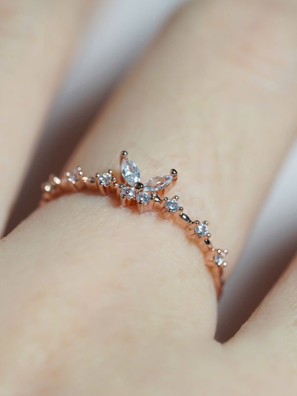 [ancafe.shop]Nhẫn bướm nữ,đính đá trắng,thanh lịch,mảnh mai