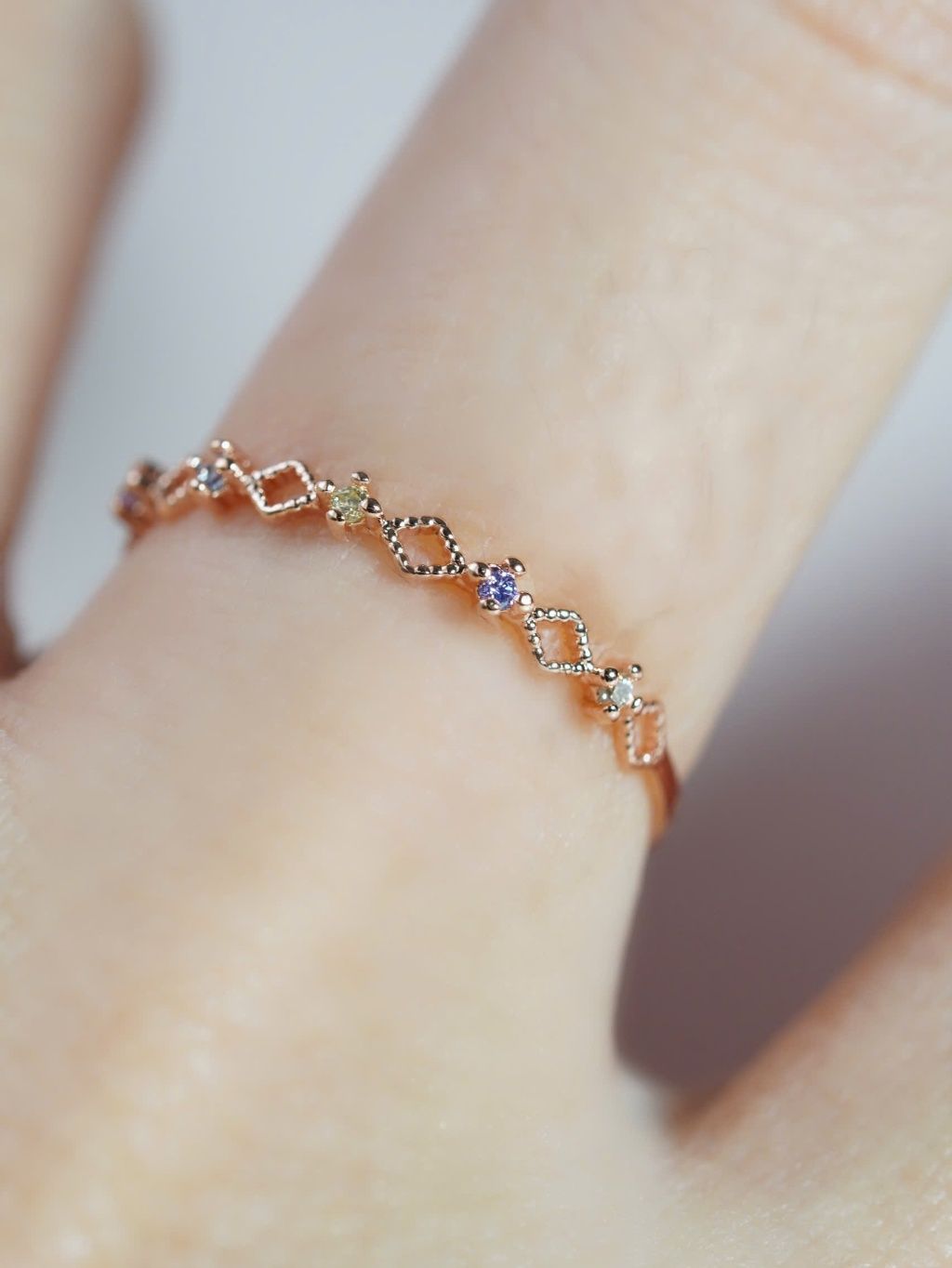 [ancafe.shop]Nhẫn hình thoi,đính nhiều màu,xen kẽ nhau