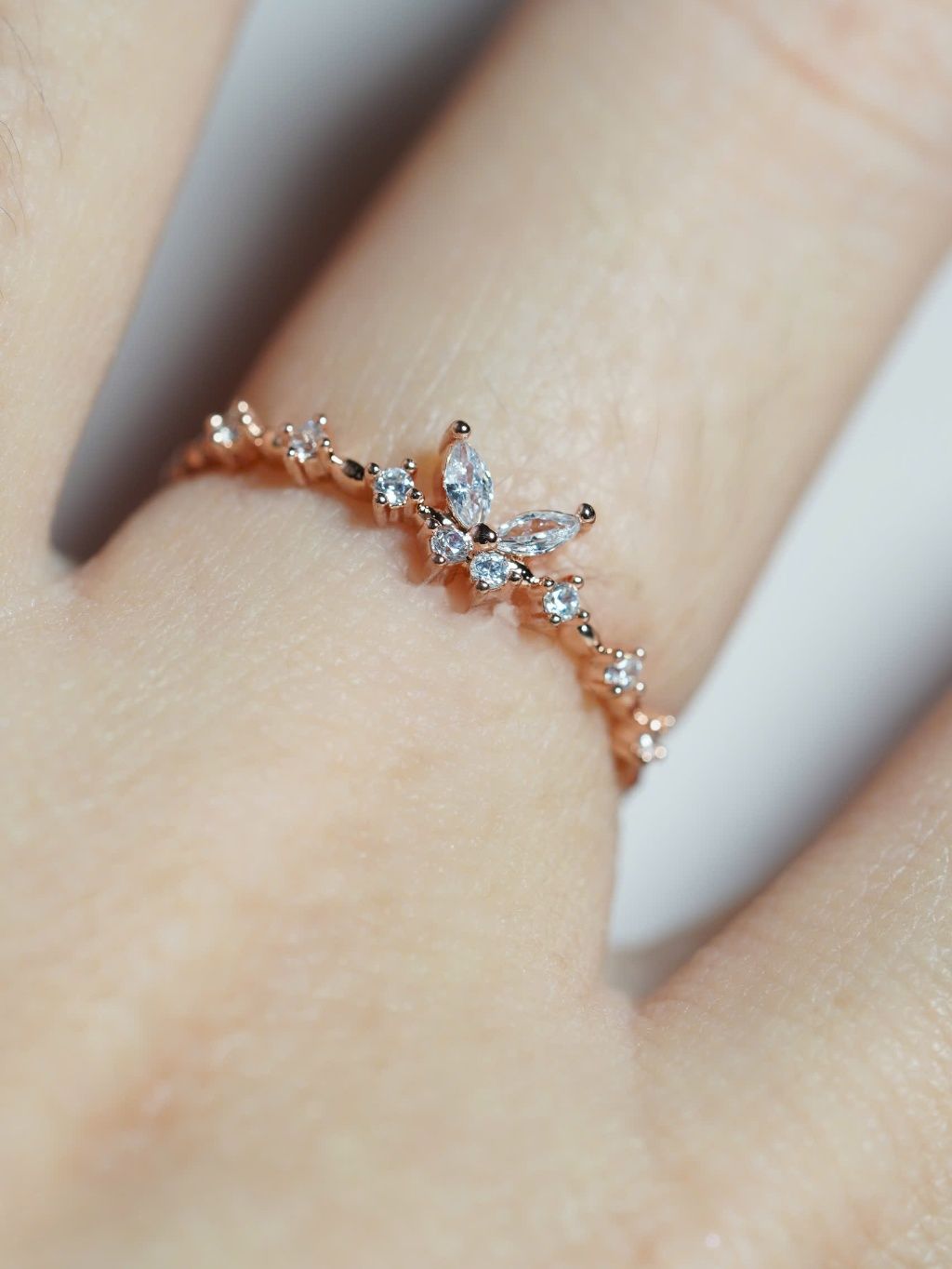 [ancafe.shop]Nhẫn bướm nữ,đính đá trắng,thanh lịch,mảnh mai