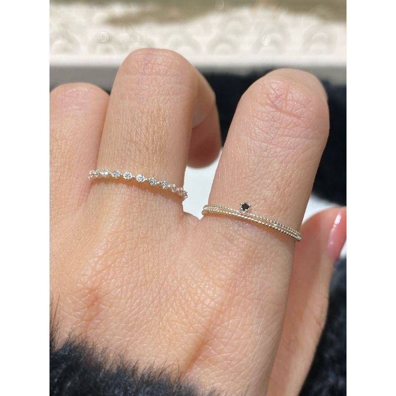 [ancafe.shop]Nhẫn ngón trỏ đá đen, nhẫn đá giữa đá mảnh mai