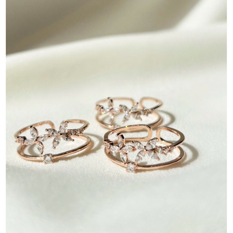 Nhẫn nữ hoa 4 cánh may mắn,hở freesize