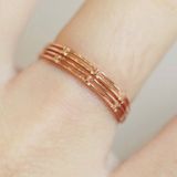 [ancafe.shop]Nhẫn hoạ tiết kẻ ngang, thanh lịch, hàn quốc