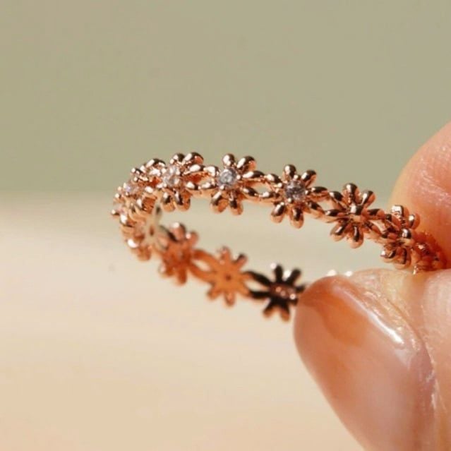 [ancafe.shop]Nhẫn bạc nữ hoa xen kẽ nhau