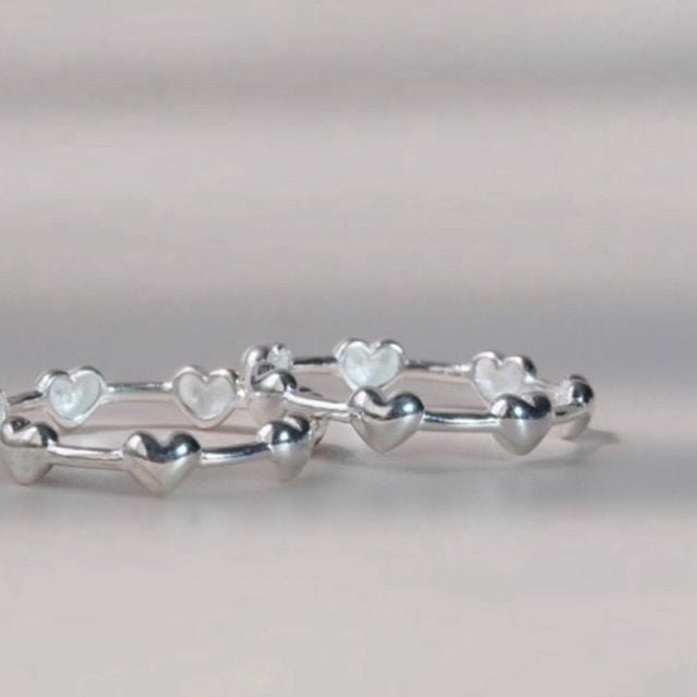 [ancafe.shop]Nhẫn bạc 925 nữ tim xen kẽ nhau