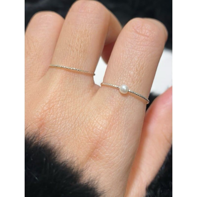 [ancafe.shop]Nhẫn ngón trỏ viên ngọc trắng, ngón giữa sần