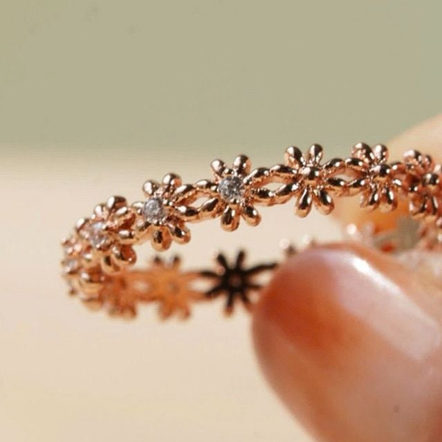 [ancafe.shop]Nhẫn bạc nữ hoa xen kẽ nhau