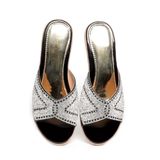 dép nữ đế PU kem siêu nhẹ cao 5cm Hanatabi quai ngang đính đá bigsize (35-42) mã HNDE5F1111