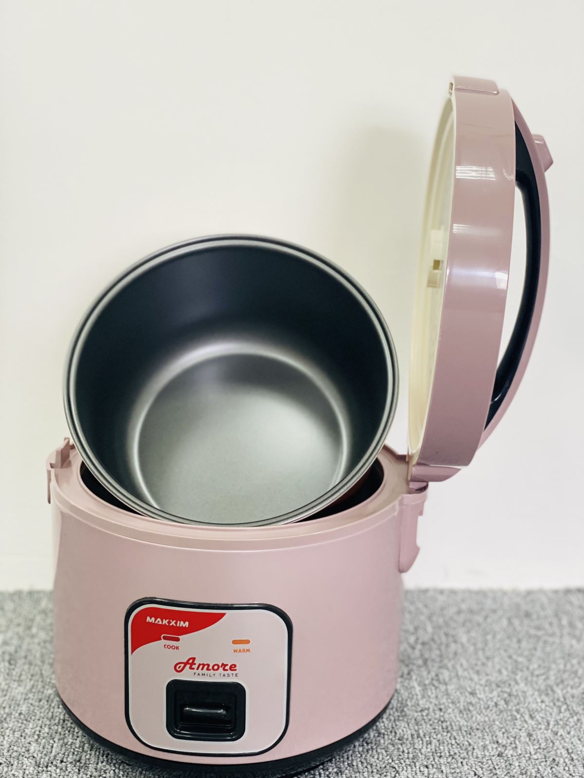 Nồi cơm điện Makxim 2.2 lít MK 50-3A