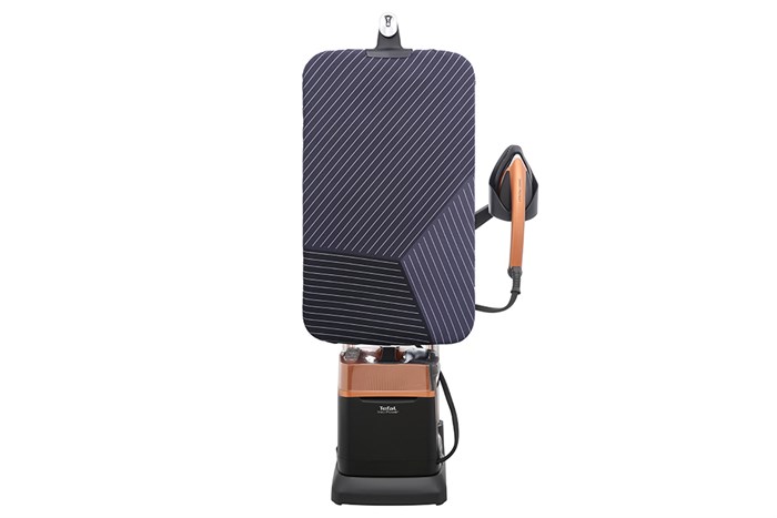 Bàn ủi hơi nước cầm tay dạng đứng Tefal QT2020E0
