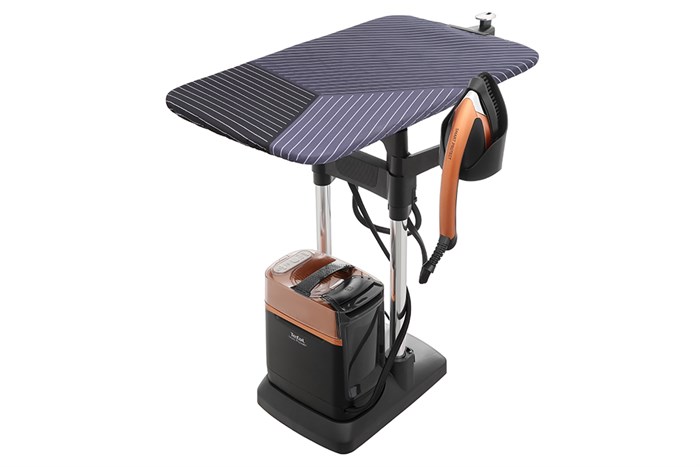 Bàn ủi hơi nước cầm tay dạng đứng Tefal QT2020E0