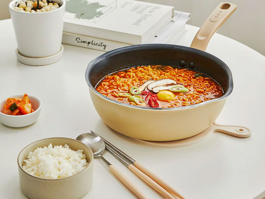 Chảo nồi có nắp Tefal đa năng 3 trong 1 G1672524 vàng vani