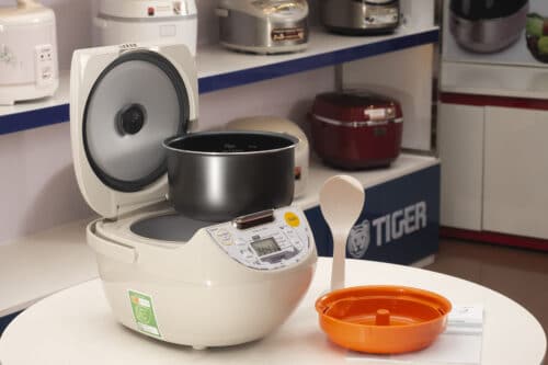 Nồi cơm điện tử Tiger JBV-S18W