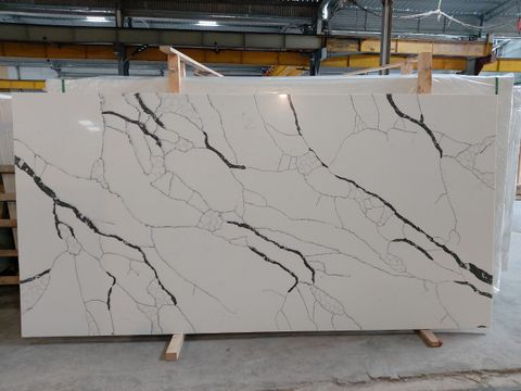  Đá quartz DFV - DV8027W Calacatta Black 