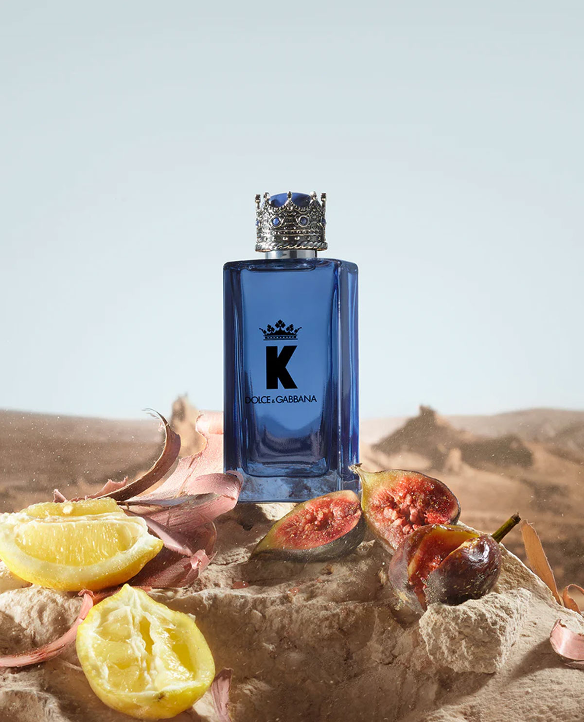 Descubre la Esencia de "Light Blue Italian Love + Perfumero" de Dolce & Gabbana - LIGH BLUE ITALIAN LOVE+PERFUMERO