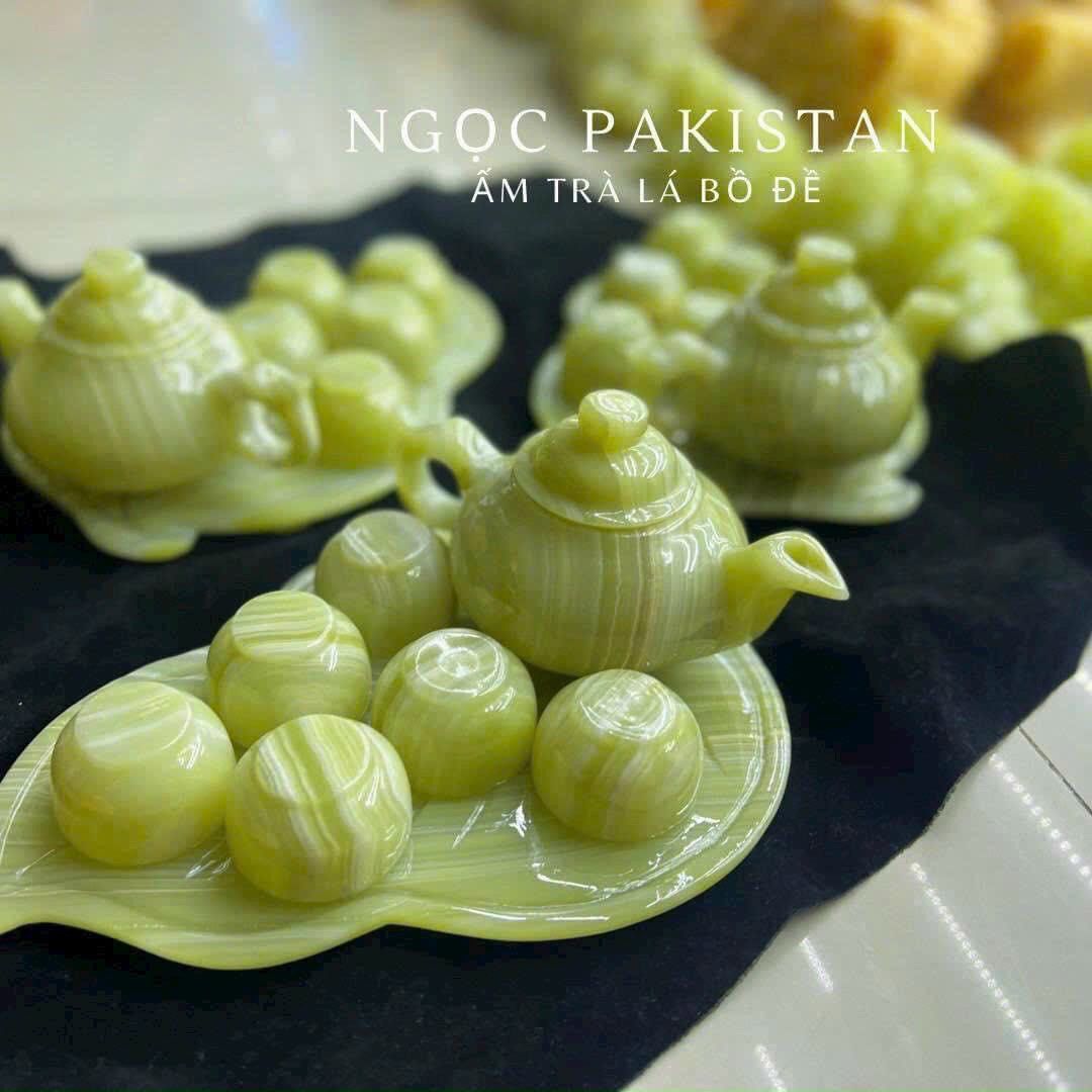  BỘ ẤM CHÉN NGỌC 