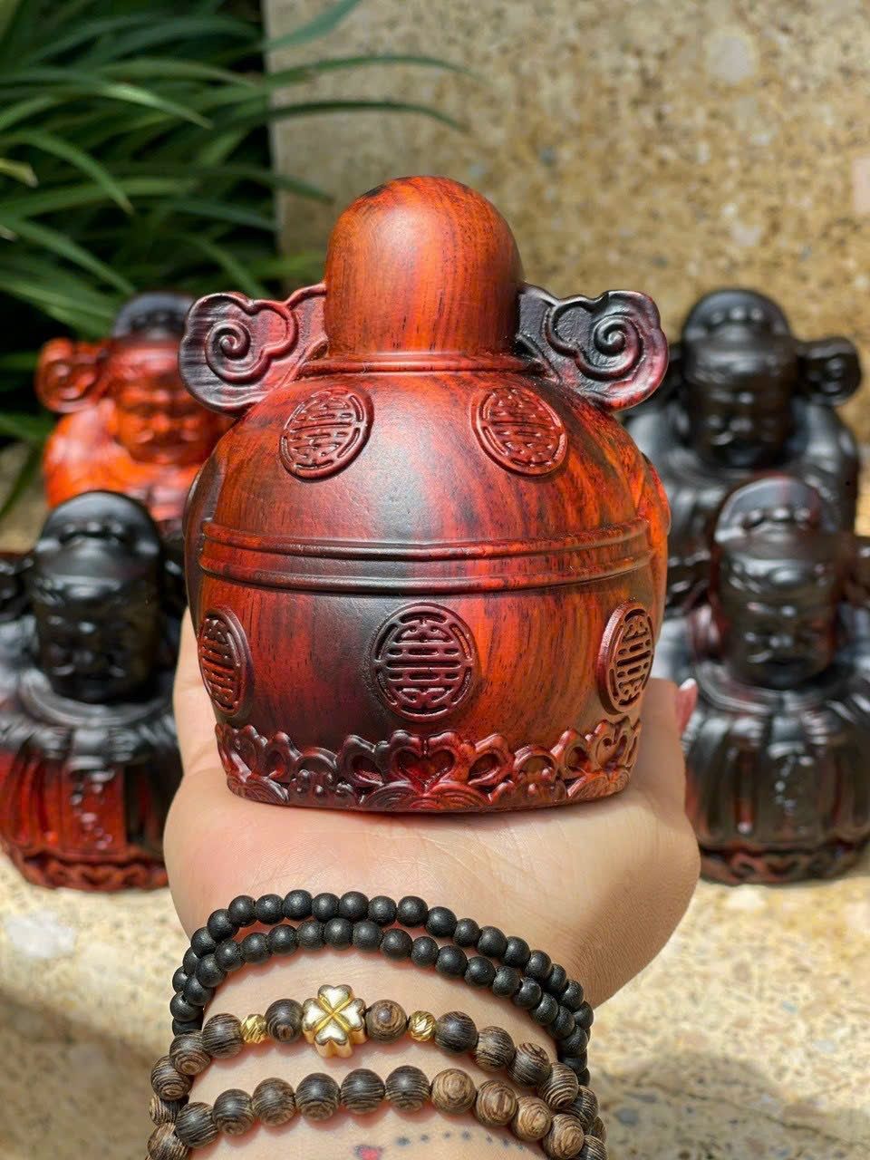  THẦN TÀI GỖ TRẮC 