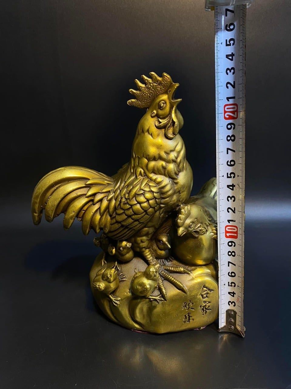  Gia đình gà bằng đồng 