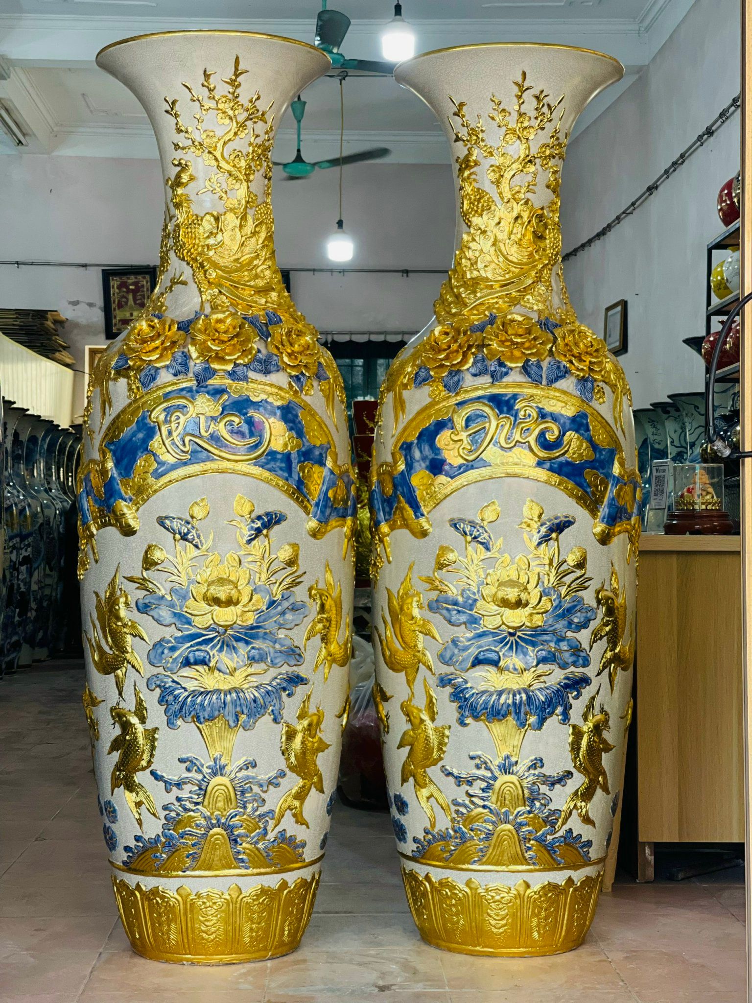  Cặp lộc bình Phúc đức đắp nổi dát vàng kỹ 