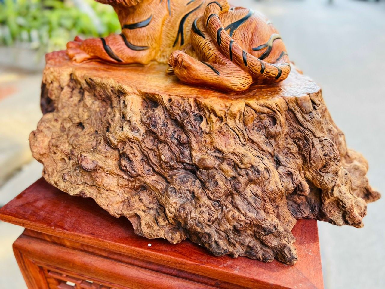  Khám Phá Vẻ Đẹp Tinh Tế của Sản Phẩm Điêu Khắc Chúa Tể Sơn Lâm 