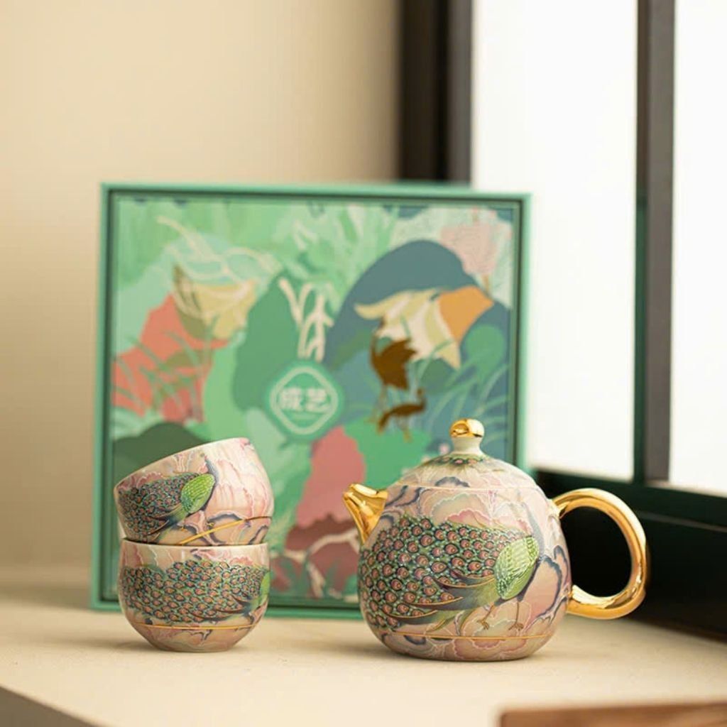  Bộ ấm chén sứ họa tiết chim công BKCECN-9133 