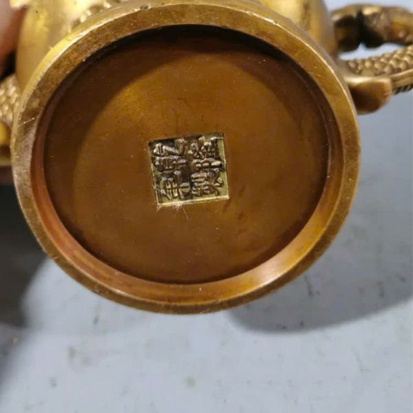  Ấm trà rồng cổ cầm tay trang trí BKMEVN-9063 