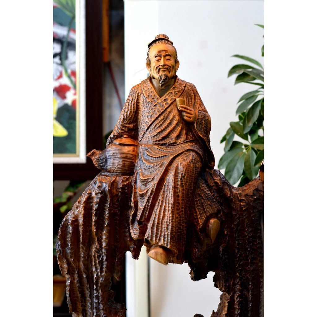  Tượng gỗ thần trà ngồi lũa ấm bách xanh 