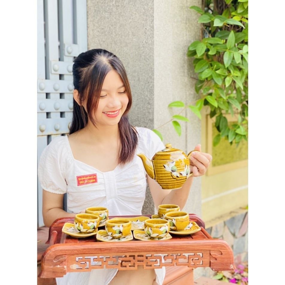  Bộ ấm chén Bát Tràng men họa tiết sen -Ấm chén Bảo Khánh 