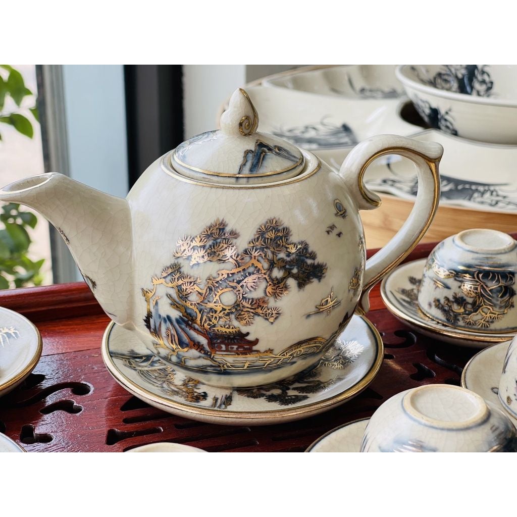  Bộ ấm chén họa tiết Sơn Thủy hoàng gia vẽ vàng Bát Tràng 500ml 