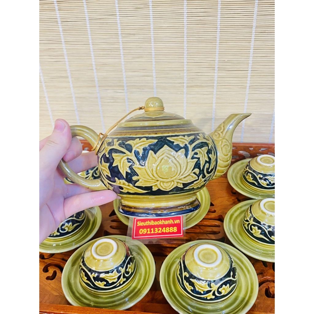  Bộ ấm chén gốm sứ Bát Tràng họa tiết hoa mẫu đơn 