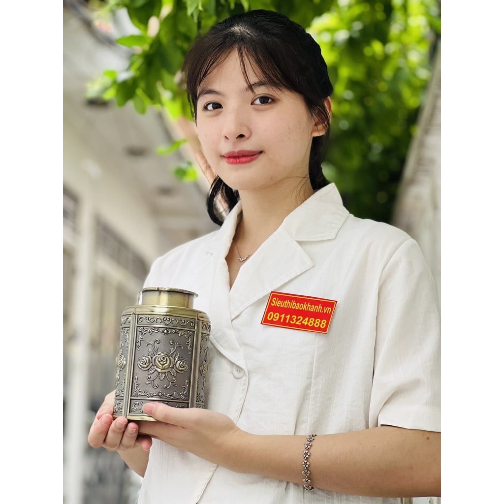  Hộp chè chất liệu hợp kim đồng cao cấp 18cm 