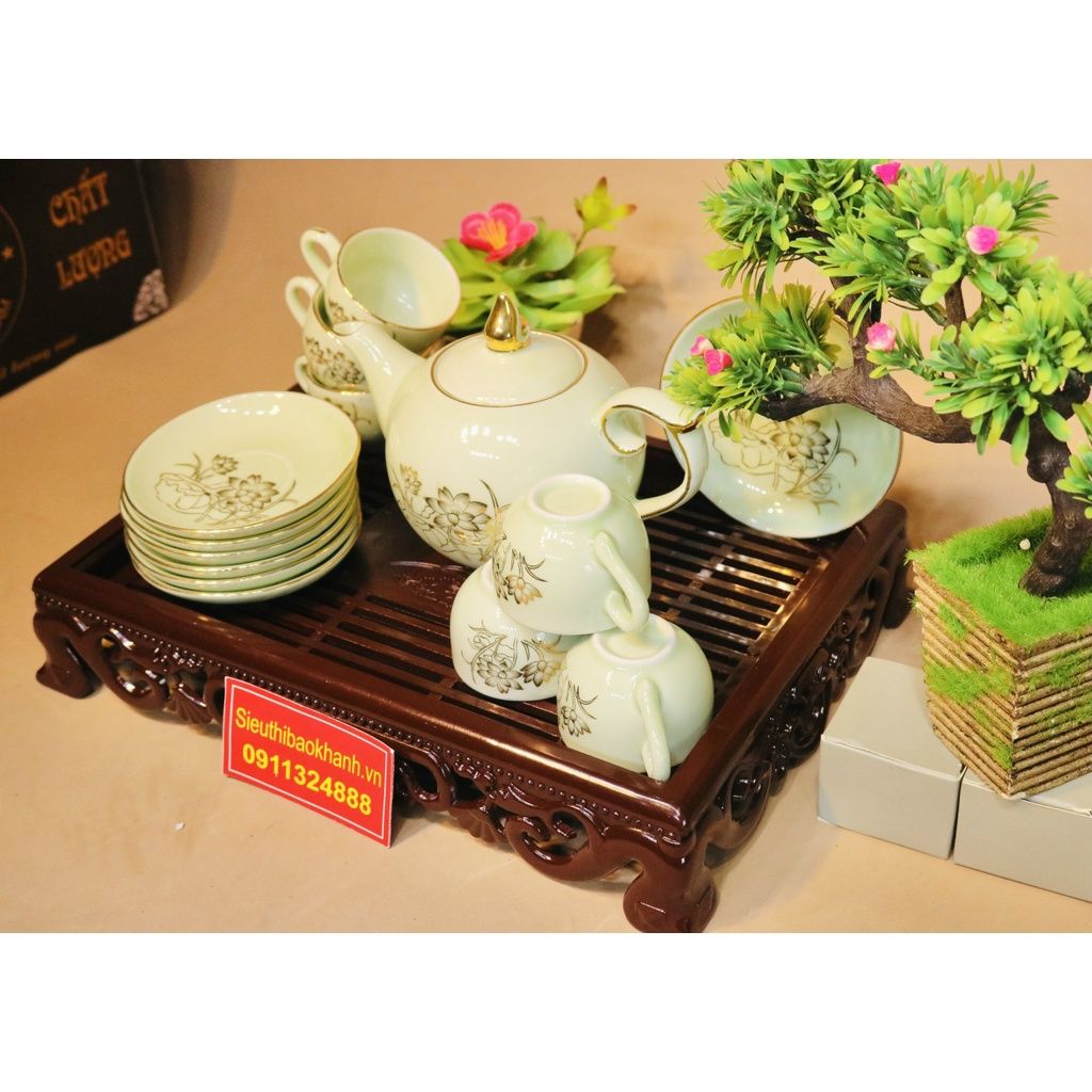  Bộ ấm trà men kem Bát Tràng họa tiết sen vẽ vàng BKCEVN-8025 