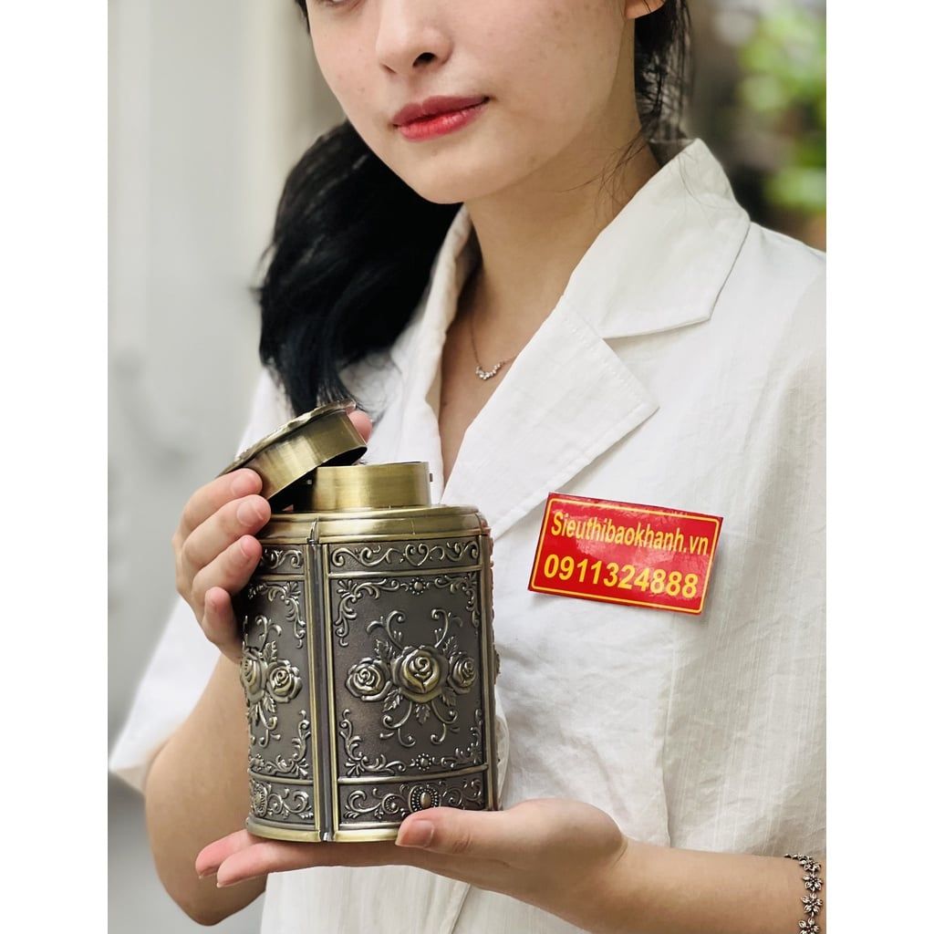  Hộp chè chất liệu hợp kim đồng cao cấp 18cm 