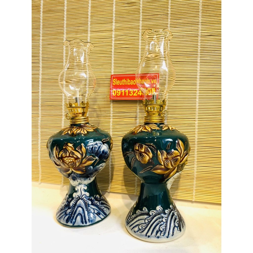  [ĐỒ THỜ CÚNG]-Cặp đèn dầu đồng thân gốm xuất xứ Bát Tràng họa tiết đắp nổi hoa sen-26cm- Bát Tràng Bảo Khánh 